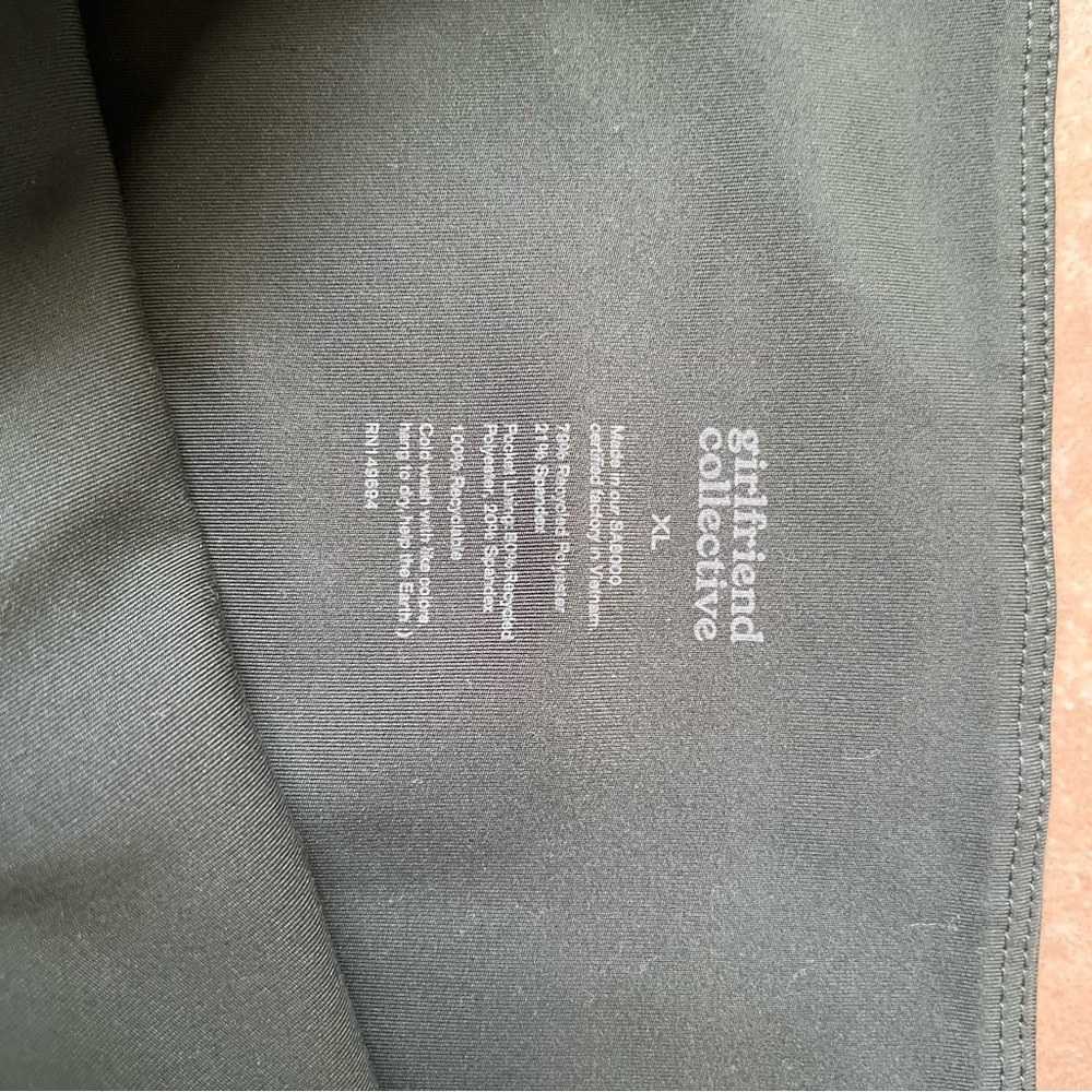 Girlfriend Collective Green Compression Leggings - Picture 2 of 4